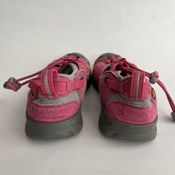 Keen Whisper Sandals Size 2 Pink Toggle Vibram Hiking Camping Outdoors‎ Water - Picture 2 of 8